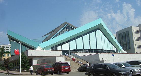 哈尔滨工业大学