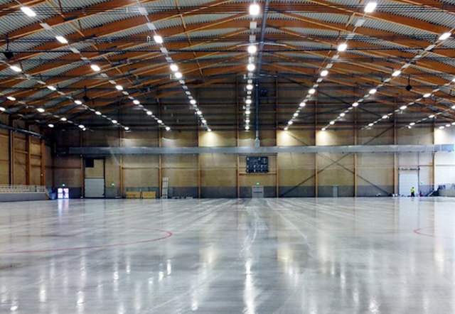 拓得利金属天花-工程灯